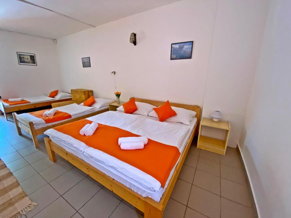 Hotel Magnolia Balatonszepezd Buitenkant foto